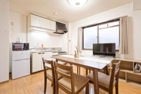 Shinjuku Waseda Earthtone Apartment